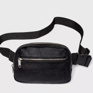 Wild Fable Black Fanny Pack